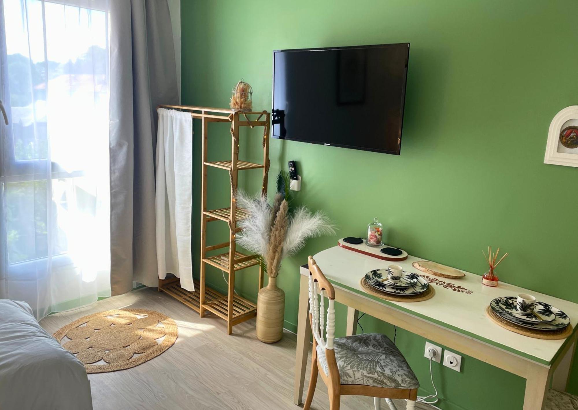 Appartement Boudoir - Clim-Wifi-Twin-Gare à Lourdes Extérieur photo